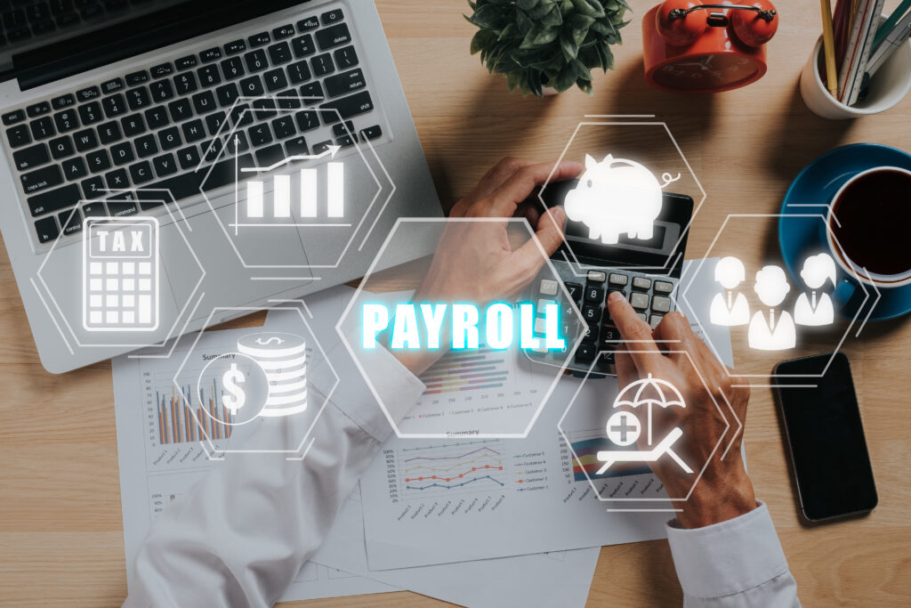 Payroll outsourcing Service บริการรับทำเงินเดือน คือ การให้ผู้เชี่ยวชาญดูแลกระบวนการเงินเดือนแทนองค์กร ตั้งแต่การรวบรวมข้อมูล การคำนวณเงินเดือน ภาษีเงินได้บุคคลธรรมดา (ภ.ง.ด.1) และประกันสังคม (ม.33) ไปจนถึงการจัดทำรายงานและสลิปเงินเดือนอย่างถูกต้องตามกฎหมายไทย Cr. Freepik